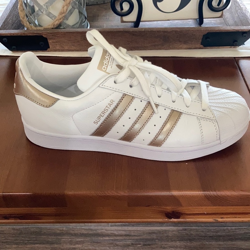 Adidas Superstar Shoes White Cyber Metallic